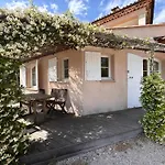 Clos Des Cassis -