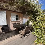 Clos Des Cassis - Pensionat Villeneuve (Alpes-de-Haute-Provence)