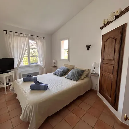 Clos Des Cassis - Villeneuve (Alpes-de-Haute-Provence)