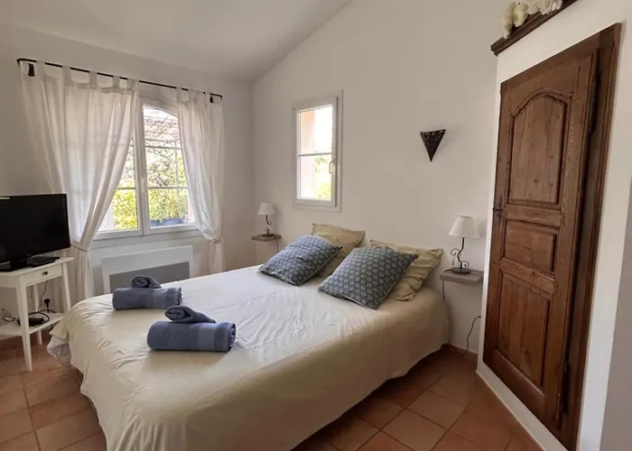 Clos Des Cassis - Villeneuve (Alpes-de-Haute-Provence)